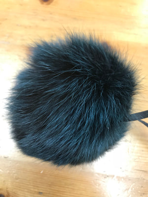 Real Fur Pom Pom - Passionknit